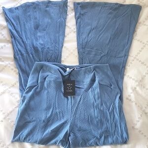 NWT Area Stars Ribbed flare yoga Jogger pants size Large